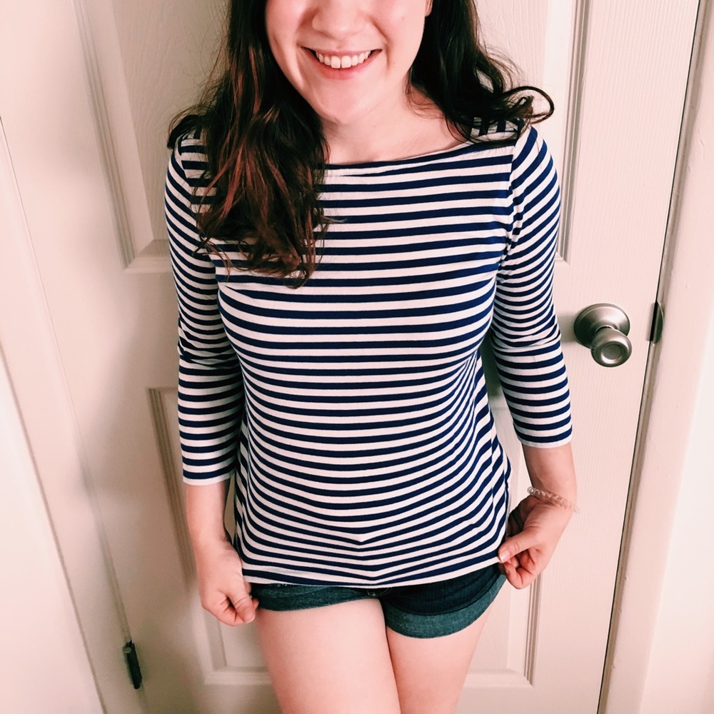 Blue and white Talbots tee ✨5 FOR $25✨